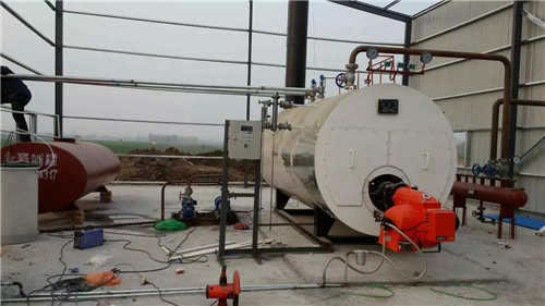 中國鐵建2噸燃油鍋爐